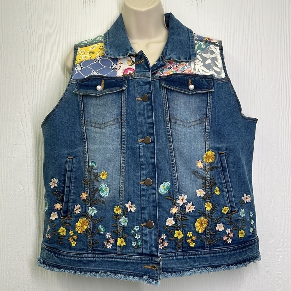 John Mark - Patch Print And Embroidered Floral Sleeveless Denim Button Up Vest L - Picture 3 of 13